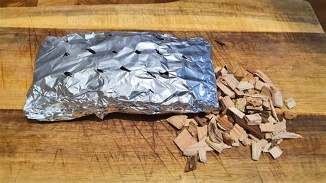 How to Use Wood Chips for Smoking 